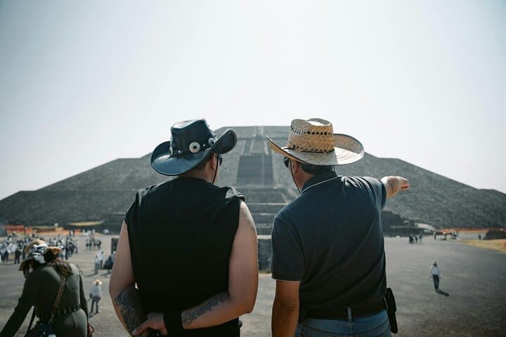 Pyramids of Teotihuacan and Basilica of Guadalupe All Inclusive