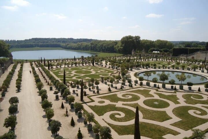 Private Versailles Palace Guided Tour with Garden Access