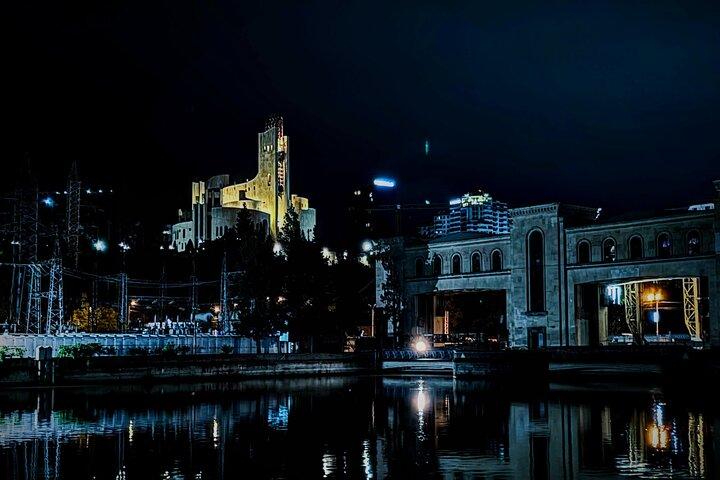 Brutal Tbilisi — Night Edition: Den mørke side af sovjetisk arkitektur