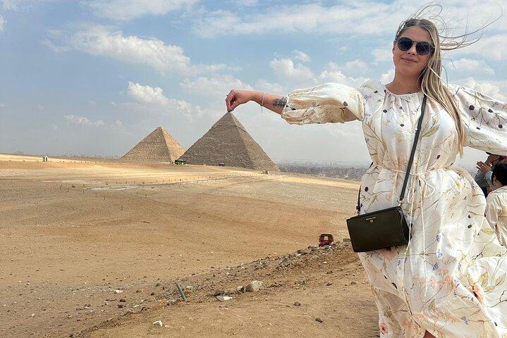 Pirâmides Tour e Vestido Voador Fotografia no Egito