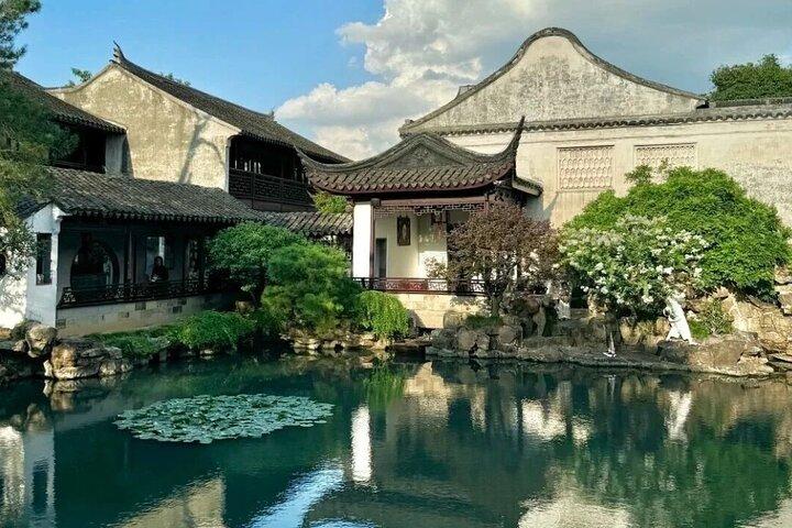 Suzhou privat tur från Shanghai UNESCO trädgårdar och vattenvägar