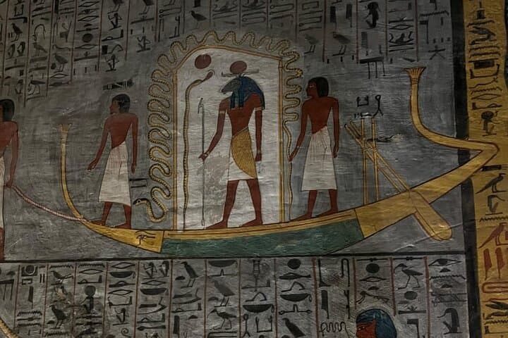 Luxor Sunrise Hot Air Balloon & Valley of the Kings Private Tour