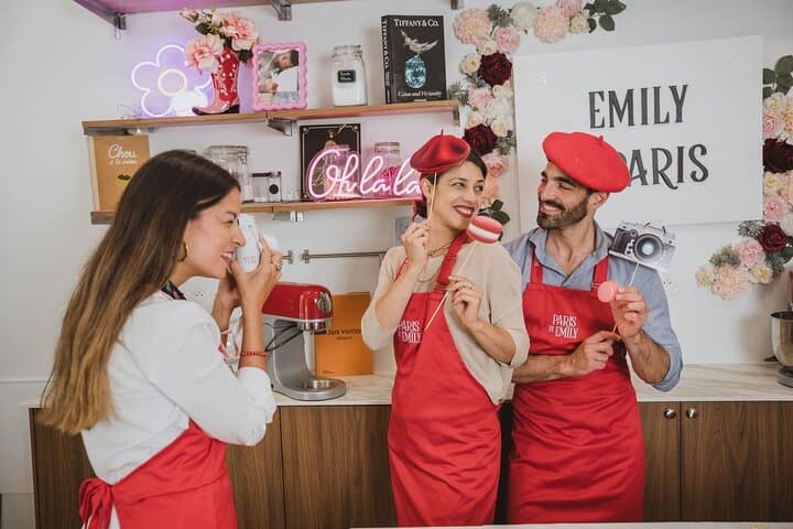 Paris Macaron Class with Cocktail – Official Emily in Paris