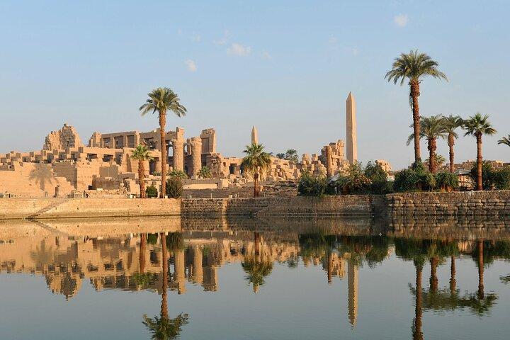 Luxor an einem Tag : Fliegen Sie von Kairo ins Land der Pharaonen