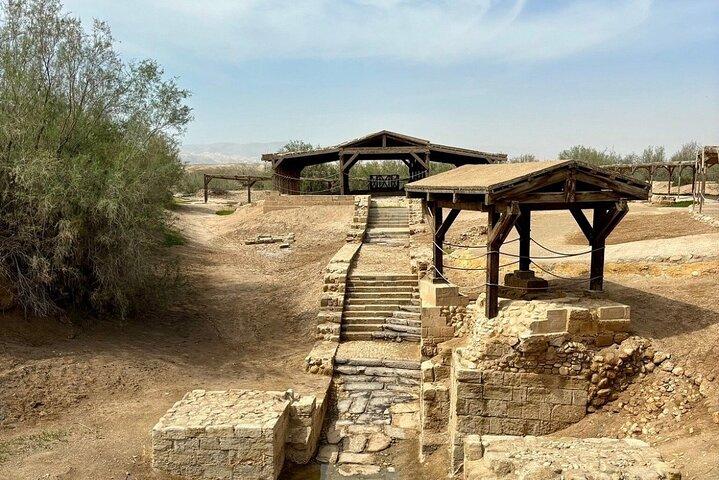 Sito battesimale e Mar Morto da Amman