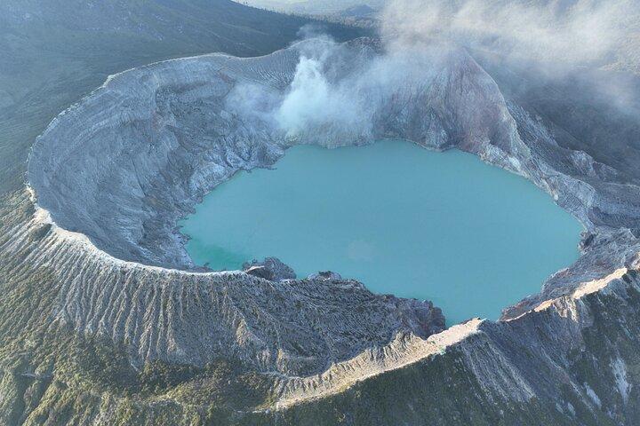 2Days Bromo-Ijen Private Tour (1N Hotel included)