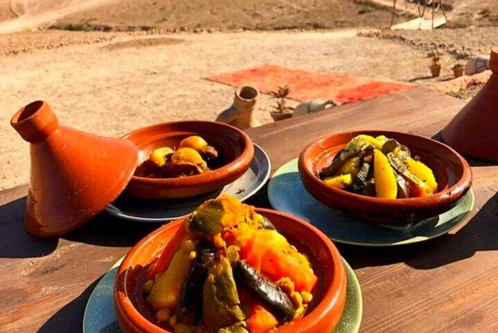 Agafay Desert sunset: Camel and quad bike+Dinner with fire show