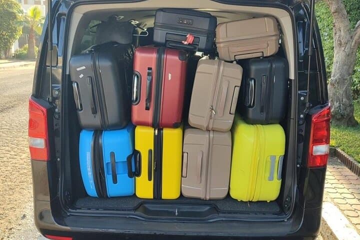Casablanca Airport to Hotel Private Arrival or Departure Transfer