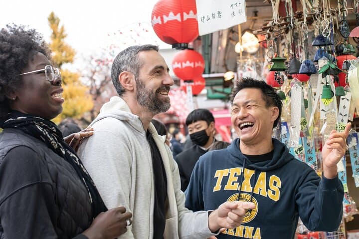 Tokyo Private Shopping Tour with a Local – Unique & Quirky Finds