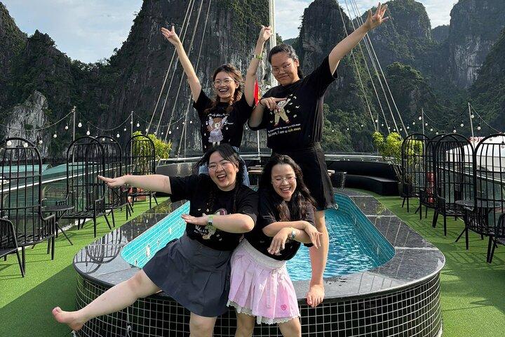Ha Long Bay Luxe Cruise met Lunch
