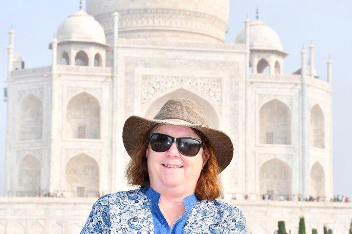 Taj Mahal and Agra Same Day returning Tour from Delhi by Car