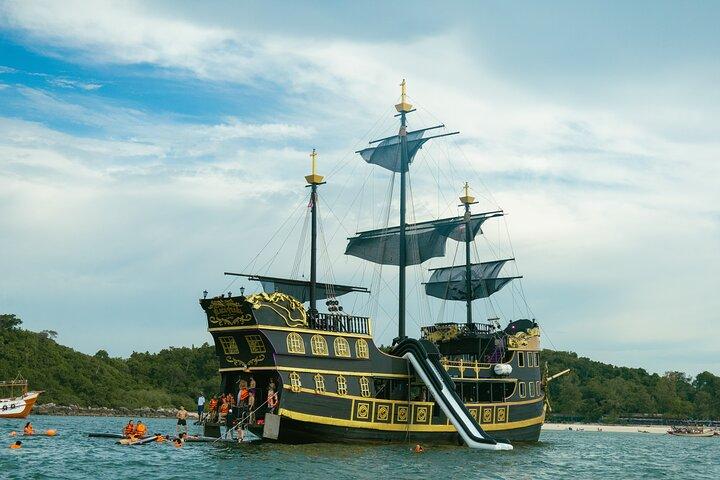 Sunset Piraten Avontuur Cruise naar Koh Larn vanuit Pattaya