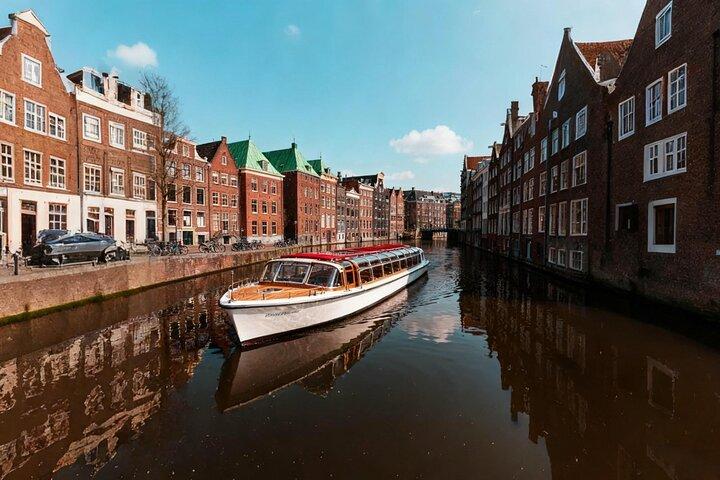 Crucero por el Canal de Ámsterdam con audioguía