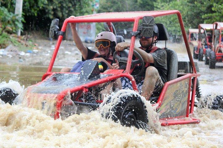 Amber Cove Buggy Tour Explorando e Degustando