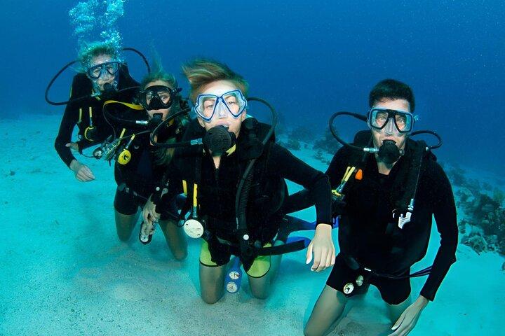 Hurghada Intro Dykning og snorkling All Inclusive Dagstur