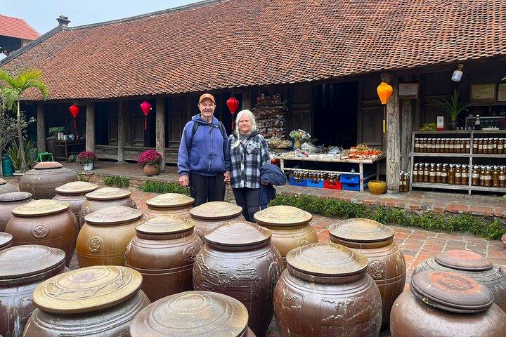 Jeep Tour Utforska Duong Lams antika by Heldag från Hanoi