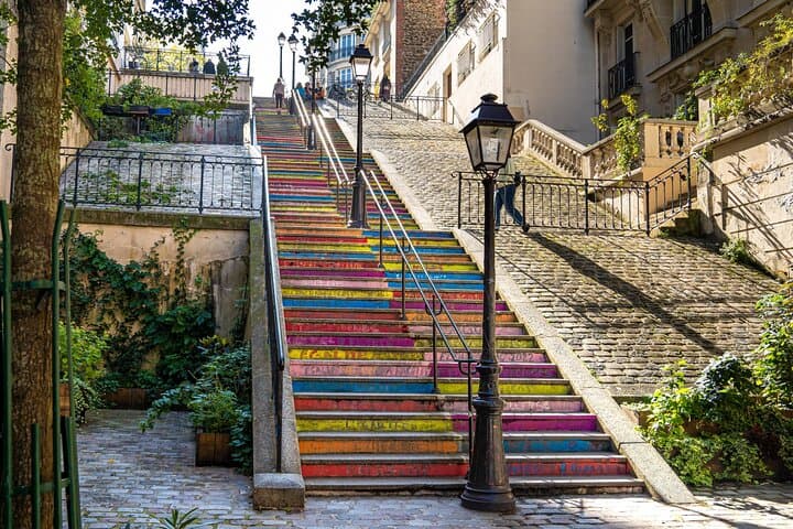 Paris Private Food Tour in Montmartre: Wine & Local Cuisine