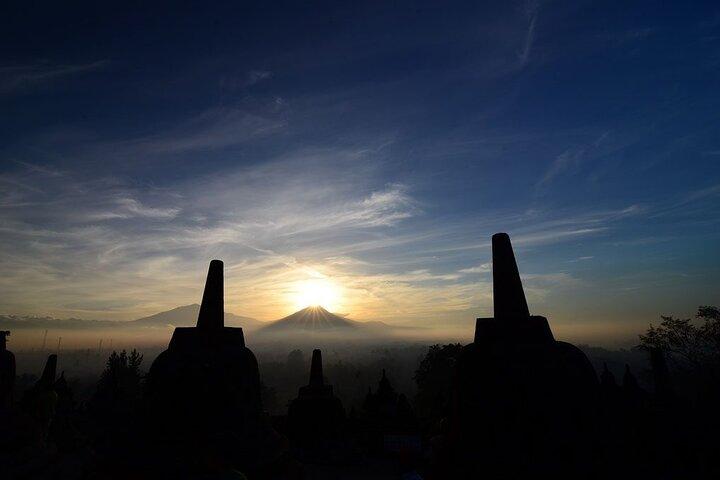 2 dage Borobudur Prambanan Merapi vulkan og ris terrasse tur