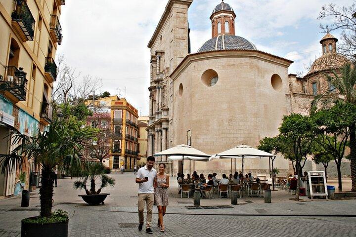Valencia Self Guided Walking Tour with Audio