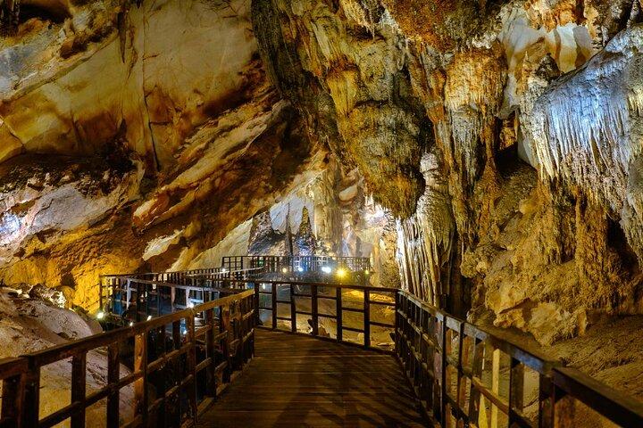 Hue: 2 Days Adventure to Phong Nha–Ke Bang National Park and DMZ