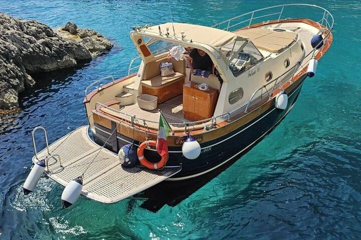 De Sorrento ou Positano: Private Amalfi Coast com gozzo 38ft