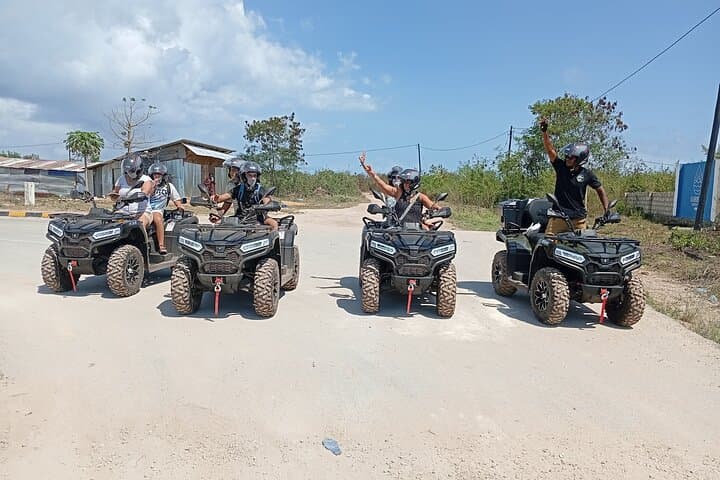 Zanzibar : aventure en quad de Nungwi à Kendwa Tour 4H