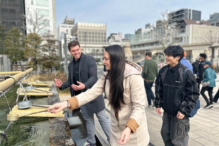 Tokyo Tsukiji Fish Market Tour: 15 Stops & Walk Local Street