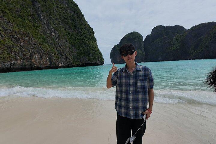 Phi Phi Islands Lagoon Adventure Tour con vistas al mar y almuerzo