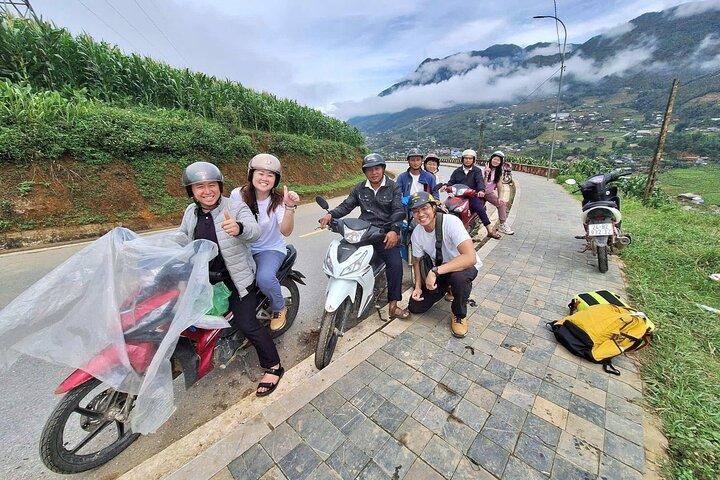 Sapa Mezza Giornata in Moto : Montagne, Terrazze di Riso e Villaggi