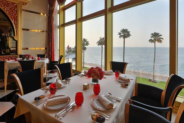 Burj Al Arab Al Iwan Lunch or Dinner Buffet with Transfers