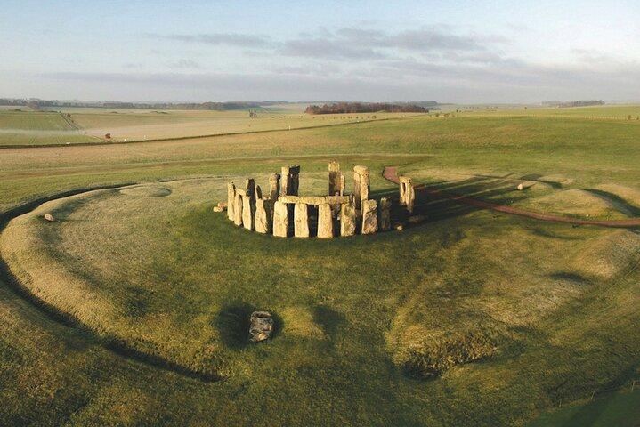 Transfert du port de Southampton par Stonehenge