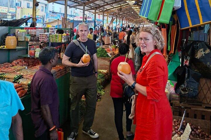 Colombo : Privé Tuk-Tuk City Tour met Gids & Alle Toegangskaarten