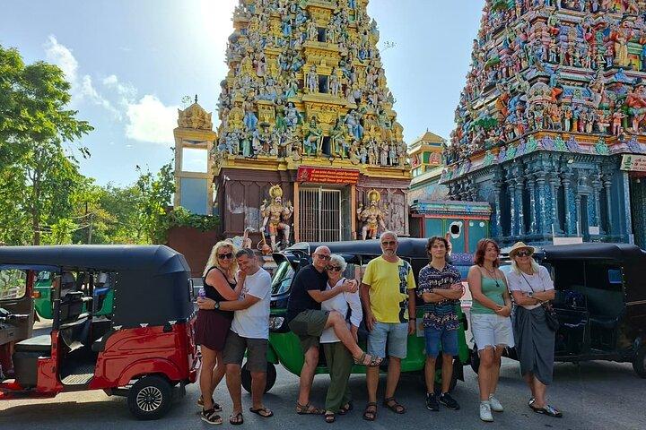Colombo : Privé Tuk-Tuk City Tour met Gids & Alle Toegangskaarten