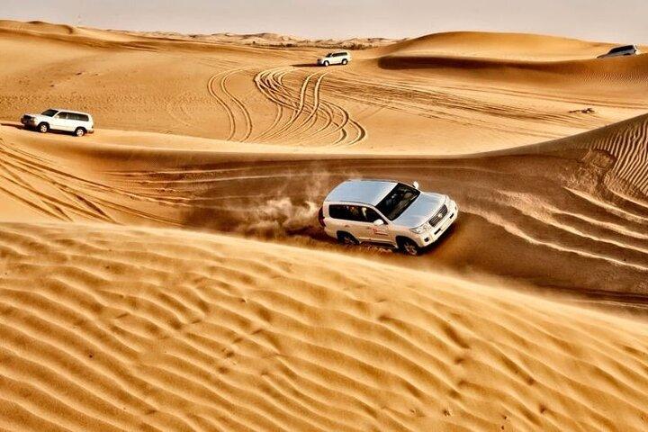 Doha Desert Safari, ATV, Camels, Sandboarding og Inland Sea Tour