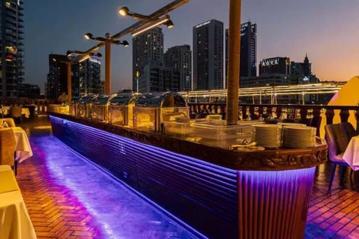 Marina Dhow Cruise Dinner VIP CRUISING EXPERIANCE