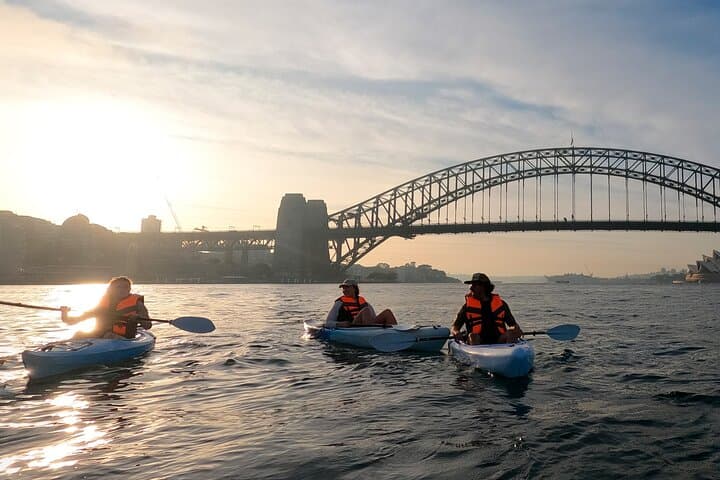 Sydney Sunrise Kayak Tour Opera House and Harbour Bridge