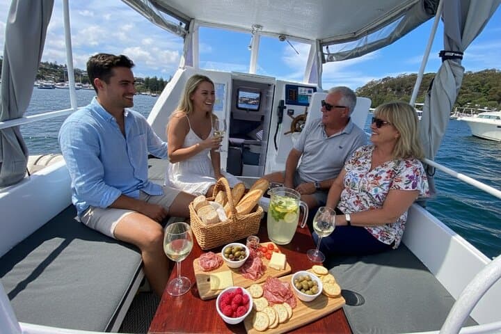 Self Drive Boat Hire Sydney Harbour (No license required)