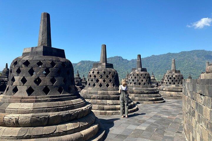 ボロブドゥール&プランバナン寺院:すべて-クライミング付きインクルーシブツアー