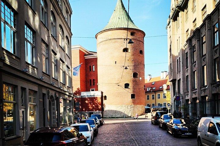 Riga Sightseeing com Old Town e Central Market Walking Tour