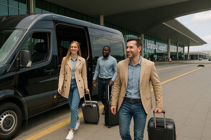 Istanbul Airport shuttle service departing from Sultanahmet