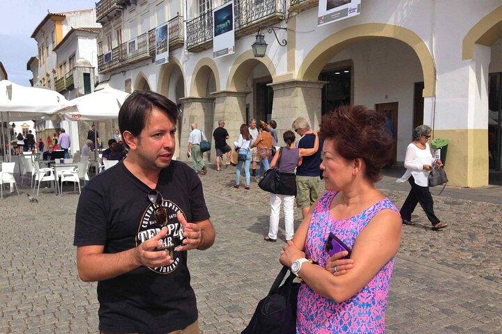 Évora : Tour privado a pie, Por guía local