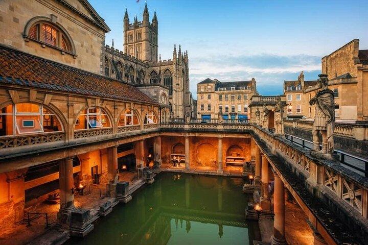 Private Full Day Tour to Longleat Safari Park and Historic Bath