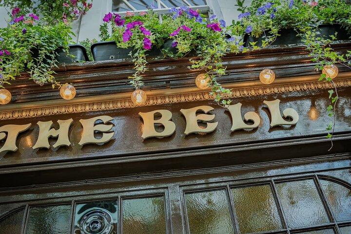 Historic Pubs of the City of London with a Beer in each bar