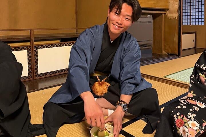 Kyoto Private Tour Full Day with Local Guide&Nara Option(PerGroup