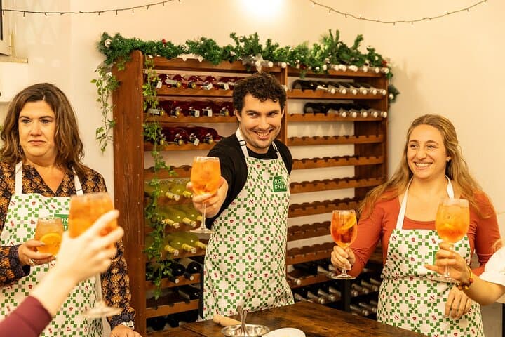 Rome Small Group Pizza Making Class with Spritz Cocktails