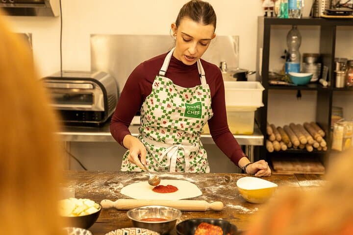 Rome Small Group Pizza Making Class with Spritz Cocktails