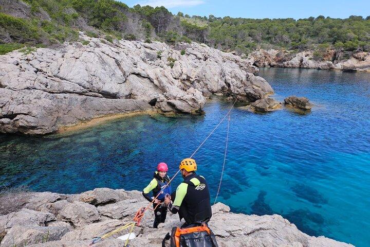Escursione a terra: il coasteering a Maiorca