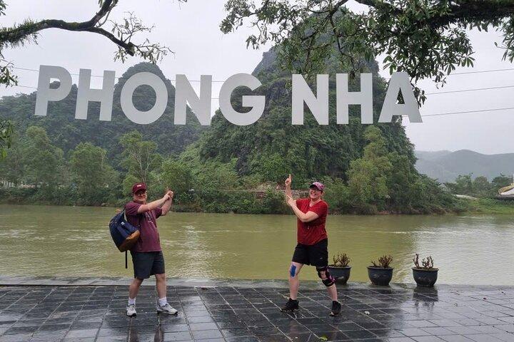 Paradis, grottes de Phong Nha et ferme de canards