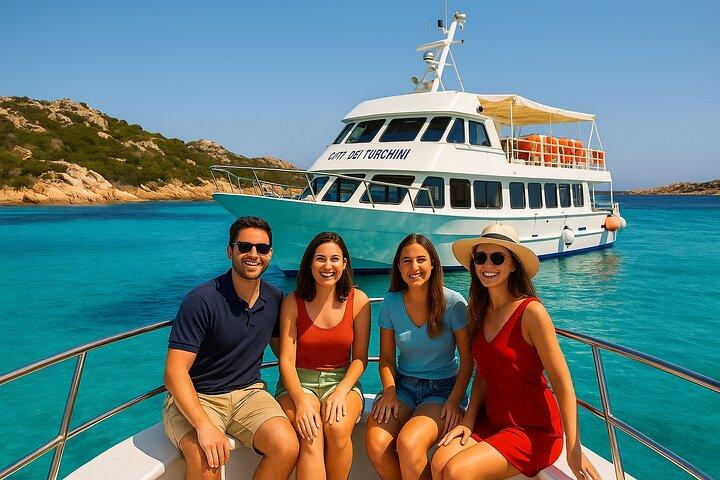 Olbia: Tour in Barca Arcipelago Maddalena + transfer incluso