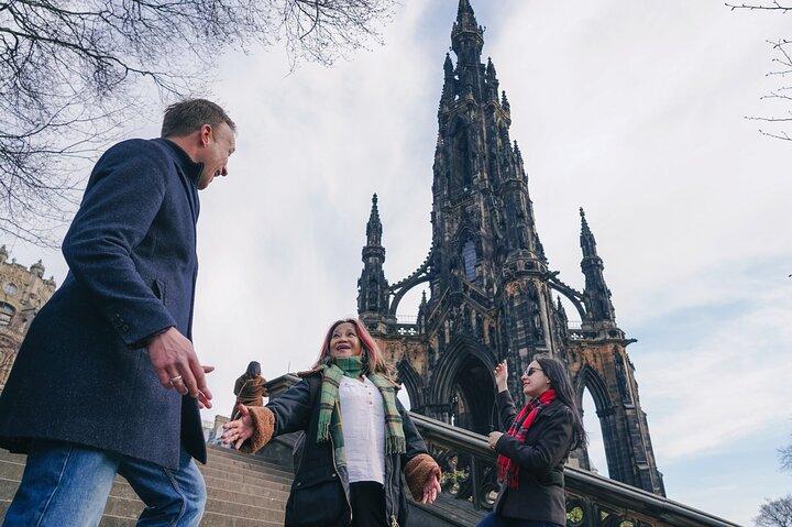 Edinburgh Private Tour with a Local - Highlights & Hidden Gems